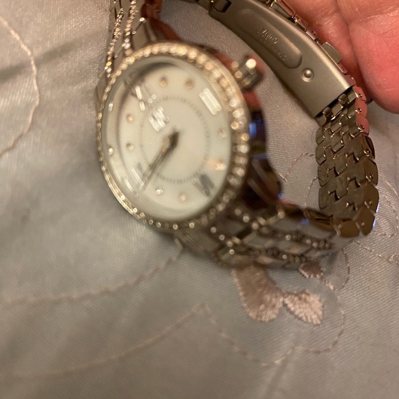 INC Ladies watch. Silver - Picture 4 of 8